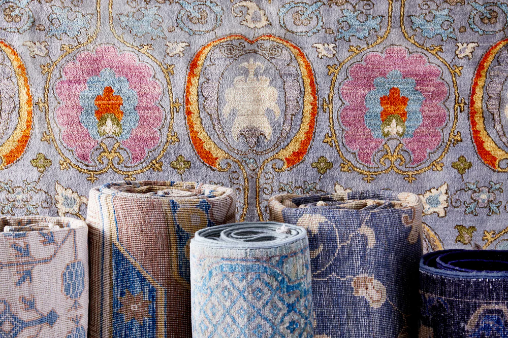 What makes Persian carpets unique?